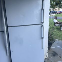 Write Refrigerator Works Great 