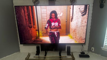 75” TCL LED 4K Smart TV/ TV STAND/ANTENNA WITH ALL CHANNELS