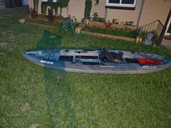 Sun Dolphin Boss 12 SS kayak