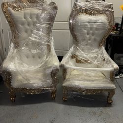 Giant Golden King & Queen Chairs 