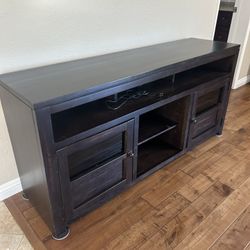 New TV stand 