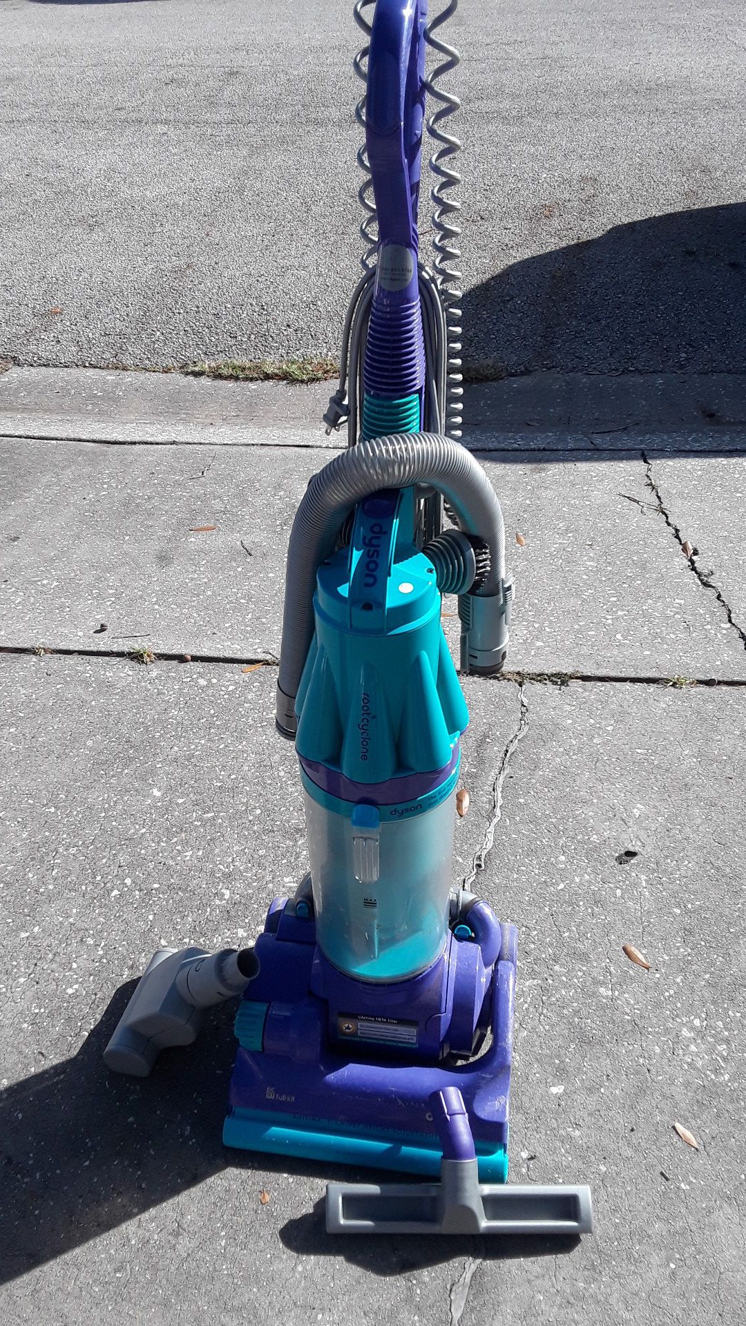 Dyson Root Cyclone Vacuum Excellent Working Condition