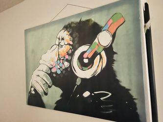 Monkey with headphones portrait 🐒 🎧