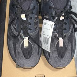 Yeezy Boost 700