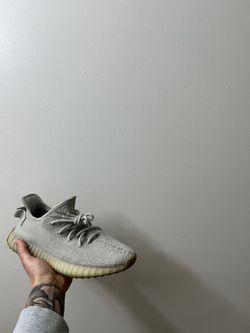 Yeezy 350 Sesame (Size 8)