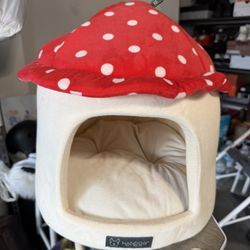 Mushroom Cat Bed 