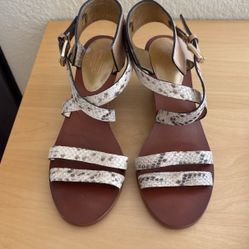 Coach Prue Sandal Sz 8.5 B