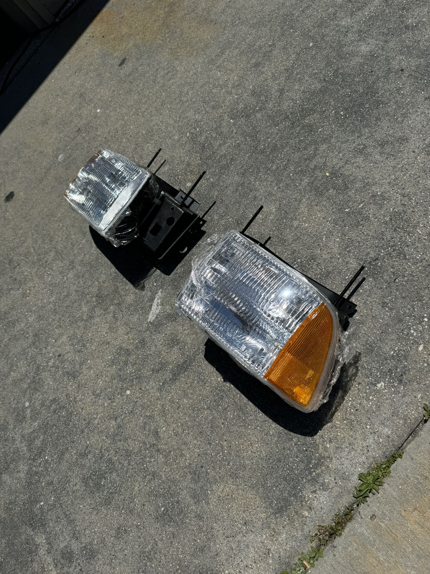 Headlights For A Chevy S10 I Think 