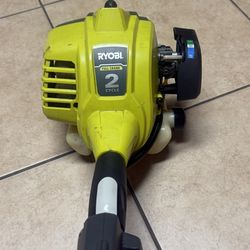 RYOBI 25 cc 2-Stroke Attachment Capable Full Crank Curved Shaft Gas String Trimmer