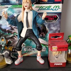 Power Price Figure and Mini pop Figure