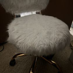 White Desk Chair 
