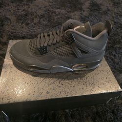 Black Cat Jordan 4 Size 13