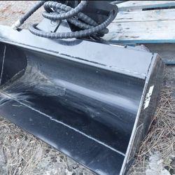 Mini Excavator tilting wrist bucket