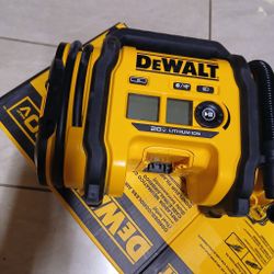 DEWALT
20V MAX Cordless Electric Portable Inflator (Tool Only)