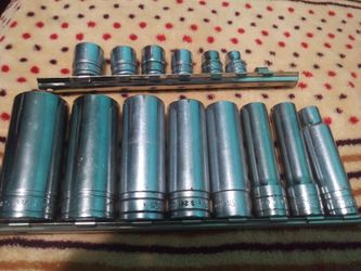 3/8 and 1/2 snap on sockets bundle