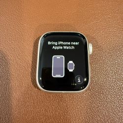 Apple Watch Series 8 41mm Starlight Aluminum
