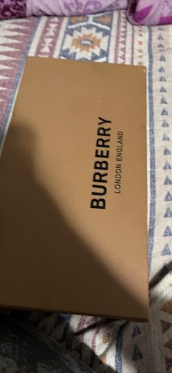Burberry slide