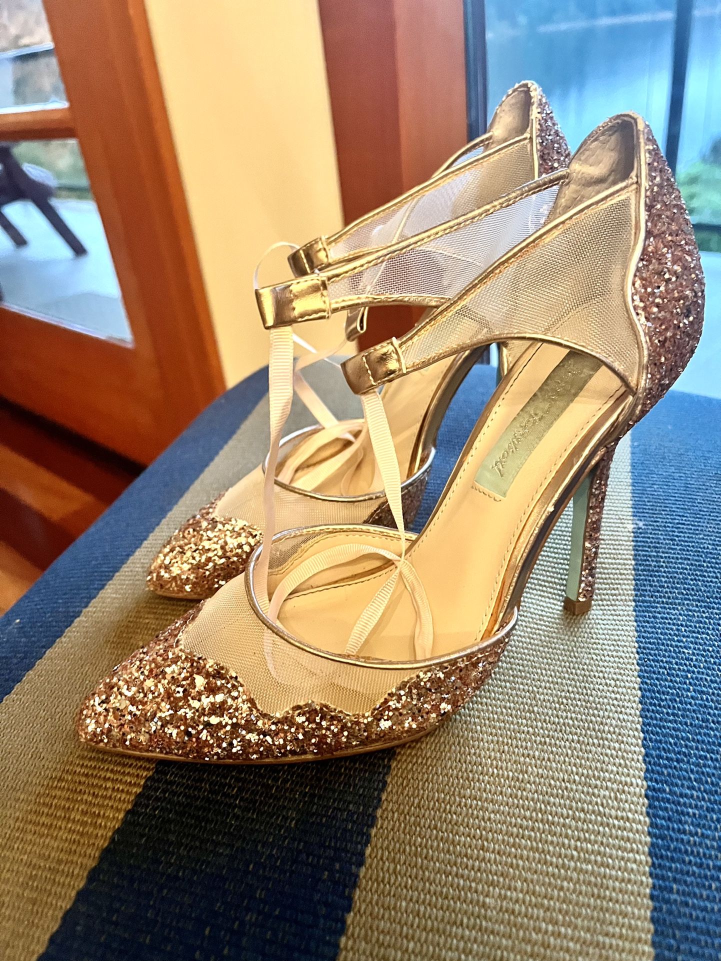 Blue by Betsey Johnson Stela Size 7 Heels