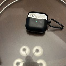 Apple AirPods 3 ANC W/ charger