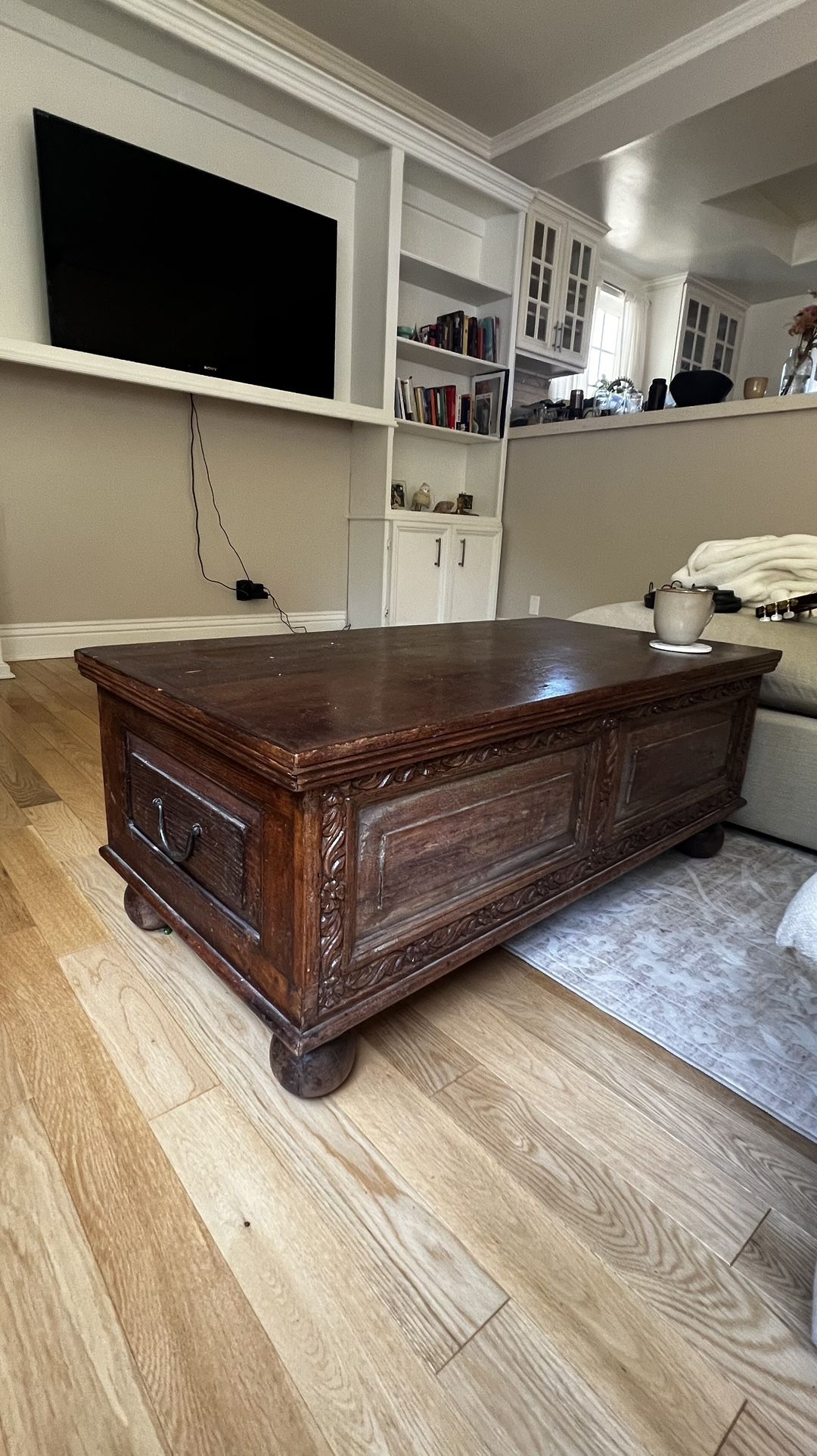 Rustic Solid Wood Coffee Table with Metal Accents – 42″ Vintage Style
