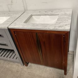 30” Brown Solid Wood Bathroom Vanity with Marble Top (V43)