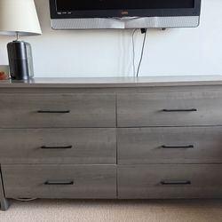 Used 6 Drawer Dresser