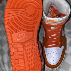 Jordan 1 Retro High Starfish (Women’s)