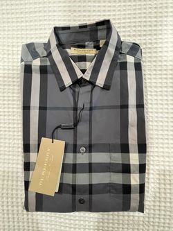 Men’s Burberry long sleeve