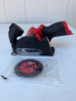 Milwaukee m12 3” compact cut off tool
