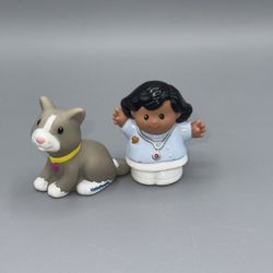 Vet & her assistant Little People set 