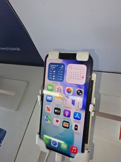 Iphone 16e $300