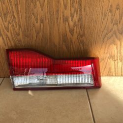 Honda Accord 1986 To 2002 Backup Lamp Driver Side Assembly 