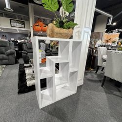 Bookshelf 