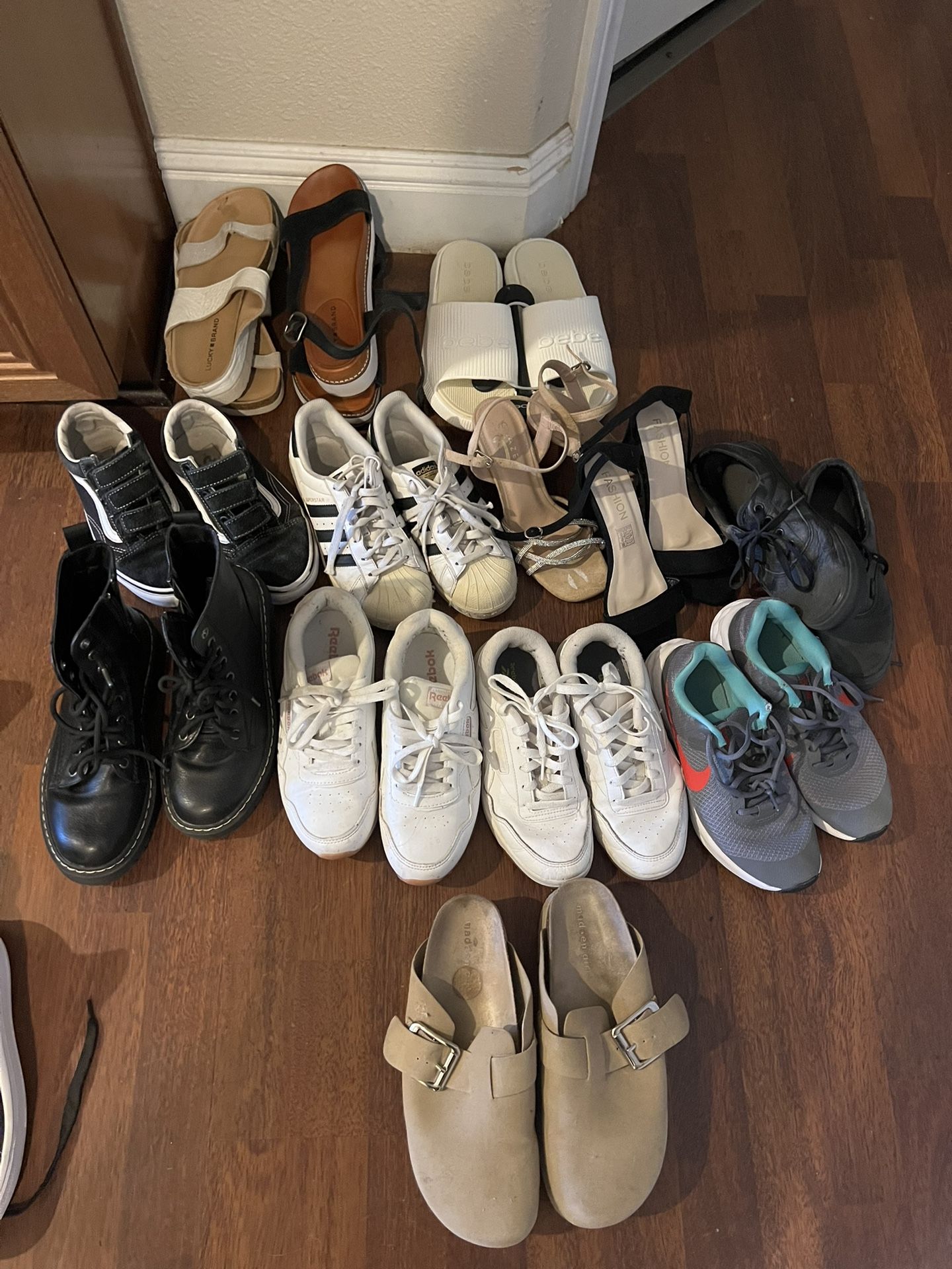 Reebok, Nike, Vans,Puma,bebé, Lucky Brand $5 Each Pair