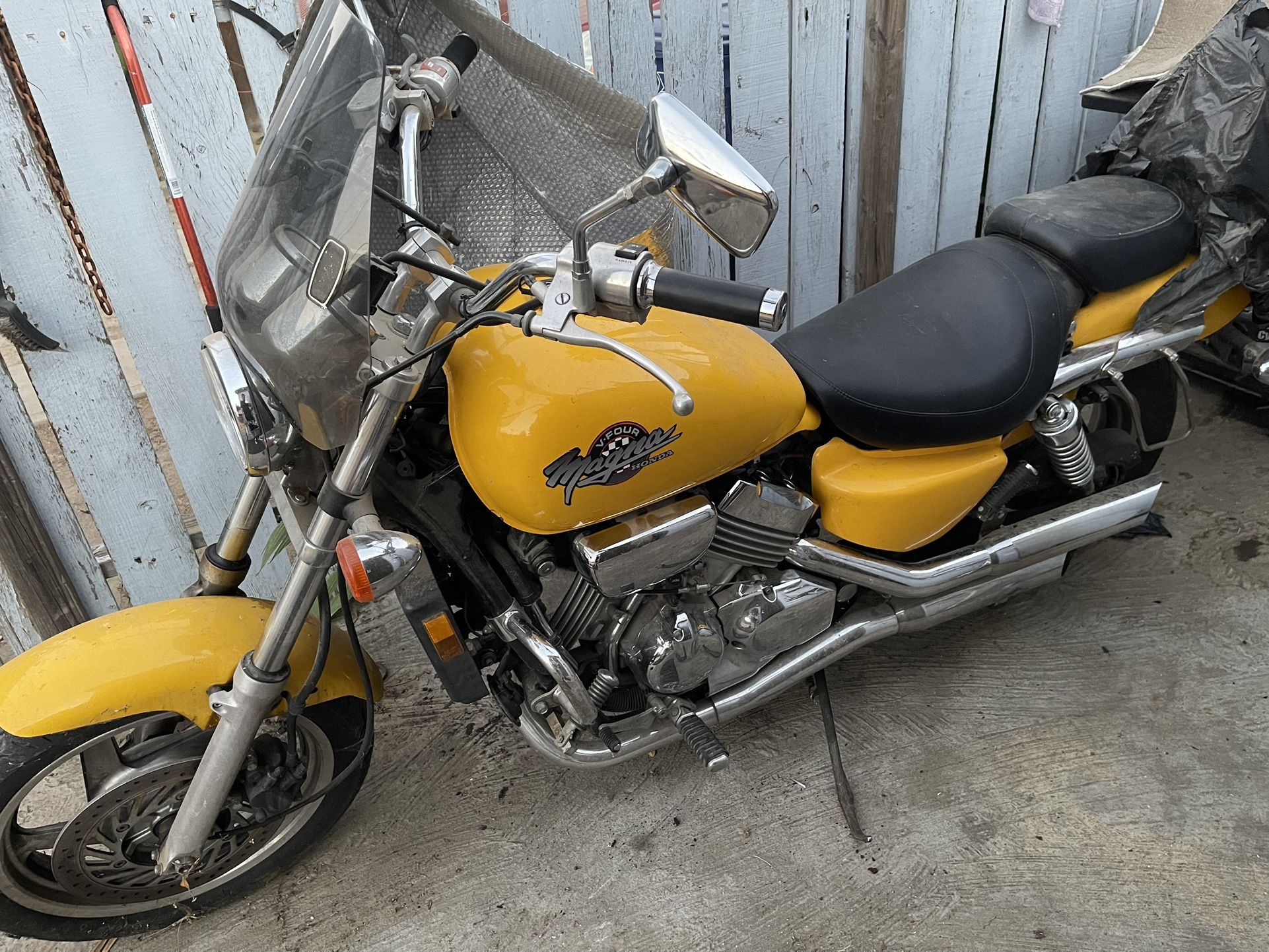 1994 Honda Magna