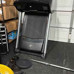 Free Treadmill
