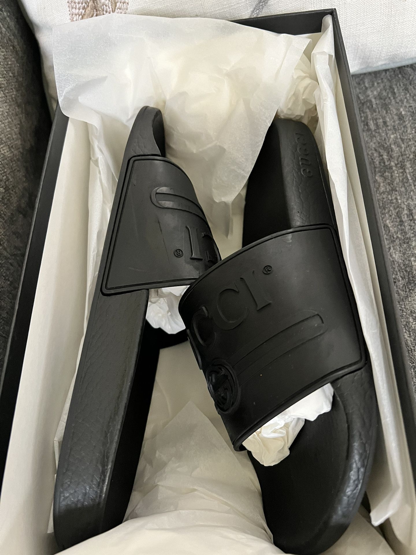 Gucci Slides Size 37 (7) Black