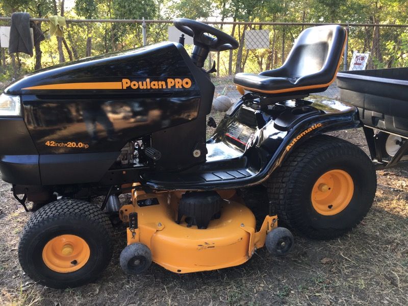 Poulan Pro Riding lawn mower 42"" 20hp twin for Sale in Fort Worth, TX