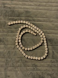 Diamond Tennis Chain in White Gold