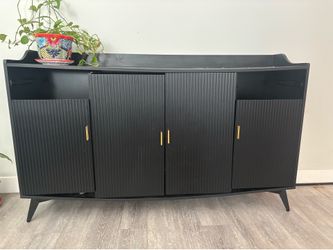 Side Board, buffet credenza, side table
