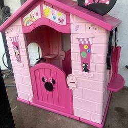 Minnie Mouse House 