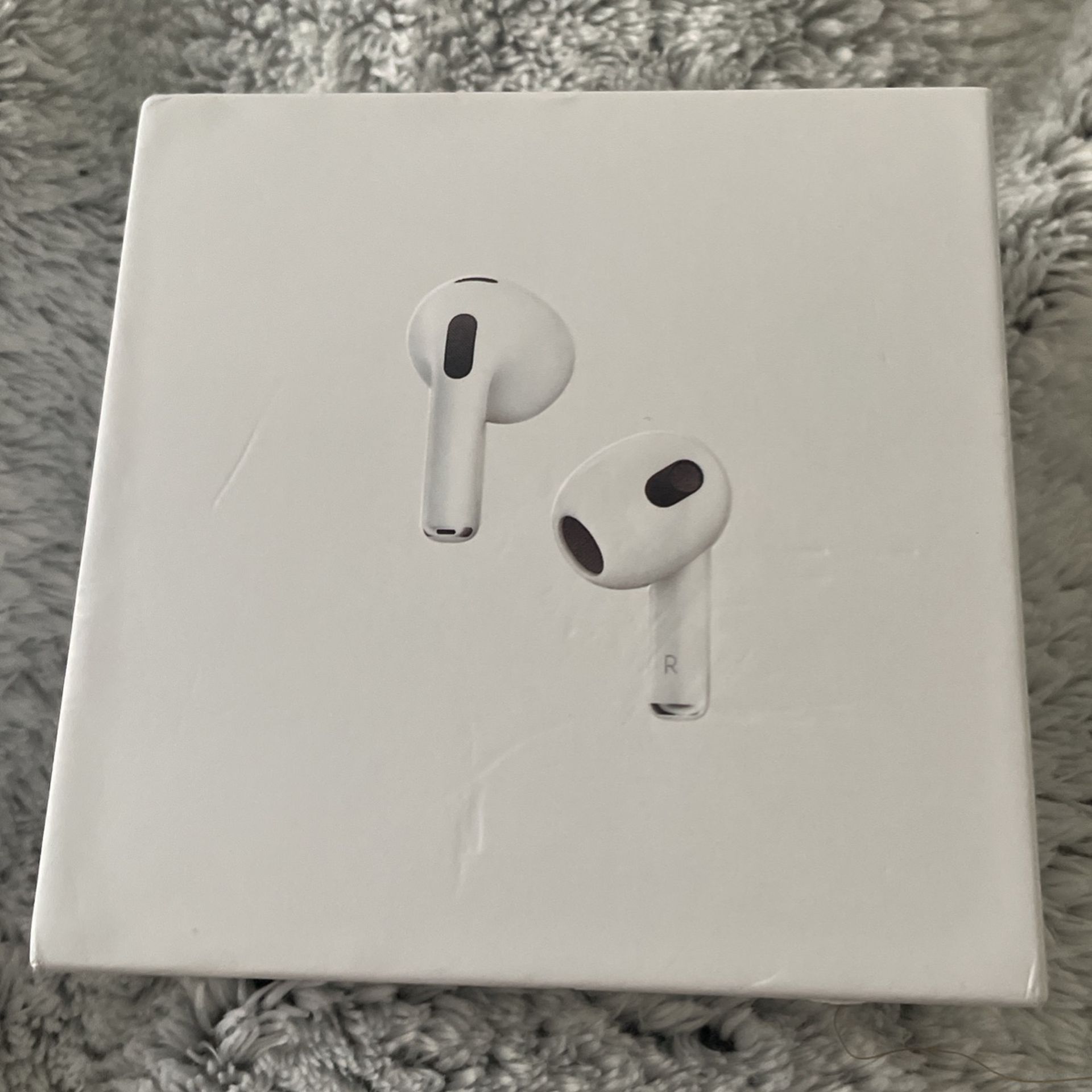 Apple AirPods (3rd Generation) 