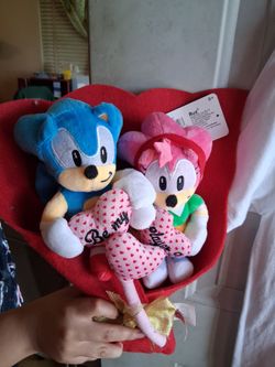 Sonic and Amy bouquet