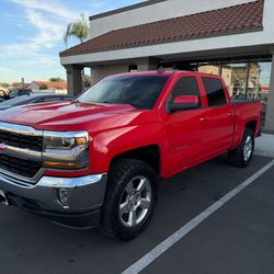 2017 Chevrolet Silverado LT 