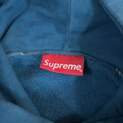 Supreme hoodie sz L