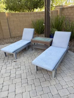 2 Adjustable Resin Chaise Lounge, Gray/Navy, w/ Cushion