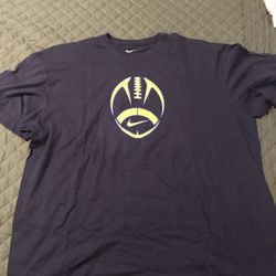 Nike Graphic Tee XXL Brand New 