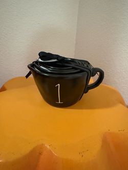 RAE DUNN SPOOKY HALLOWEEN MEASURING CUP SET