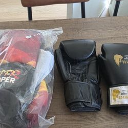 2 box gloves. 14oz new and 12oz used