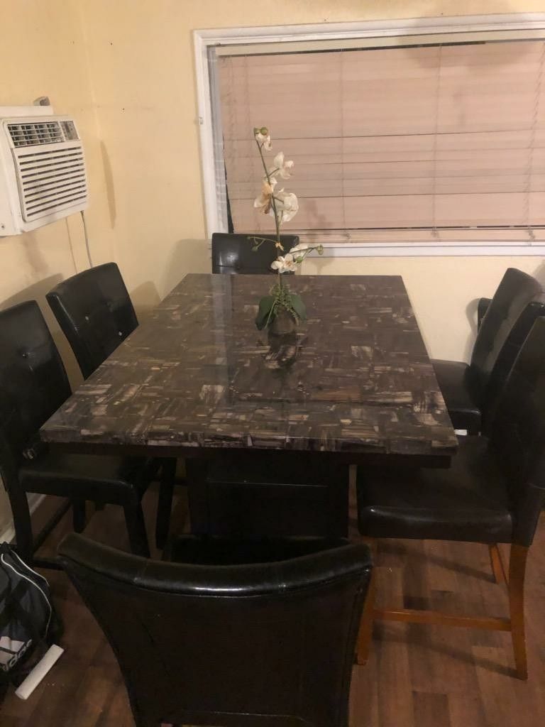 Dining Set Table with 6 chairs PICK UP $99 FIRM NEAR LA SIERRA UNIVERSITY